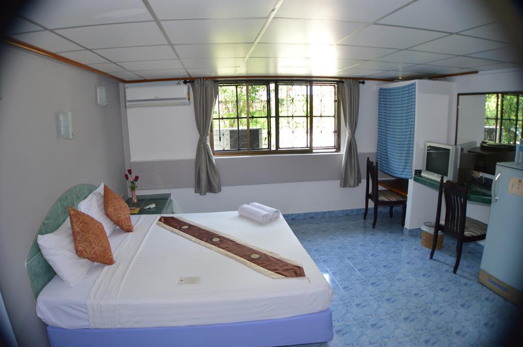 Seabreeze Inn Karon Habitación foto